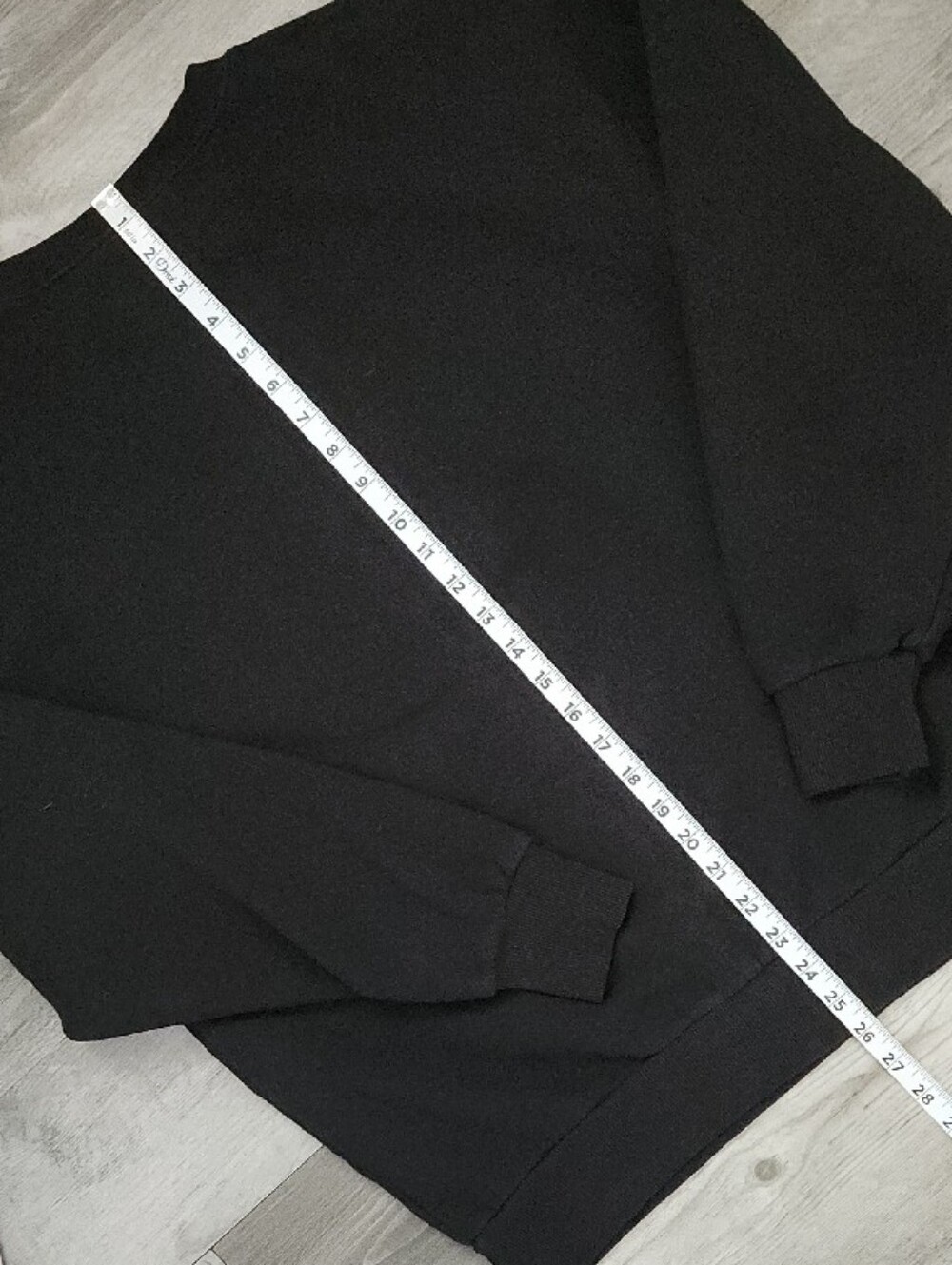 H&M Divided Black Crewneck Sweater with Purple & Green Luxurious Flavour Size M - Picture 8 of 8